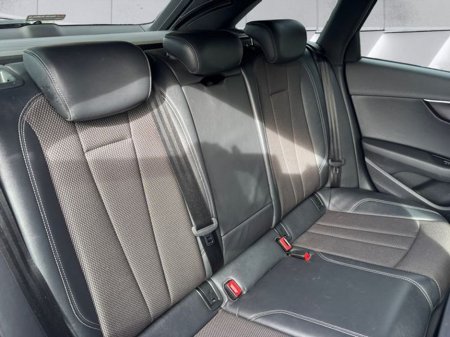 2017 Audi A4 - thumbnail 11