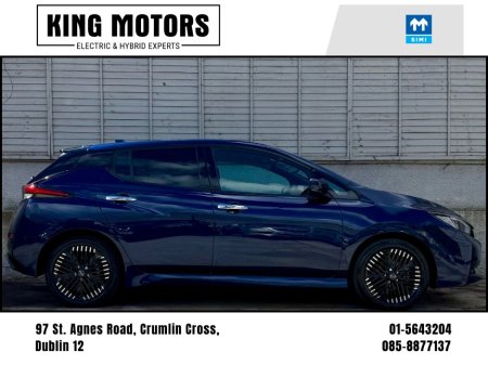 2024 Nissan Leaf - view 2