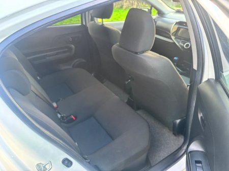 2017 Toyota Aqua 1.8 Hybrid €8,500 thumbnail