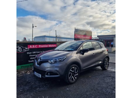 2015 Renault Captur dCi 90 S&S INTENSE €7,950
