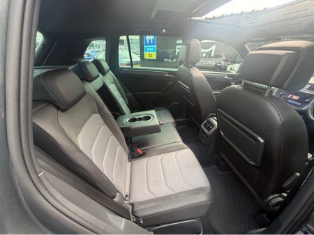 2018 Volkswagen Tiguan - thumbnail 13