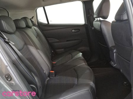 2023 Nissan Leaf - thumbnail 13