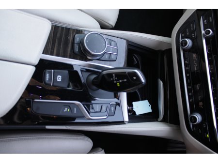 2019 BMW 5 Series - thumbnail 14