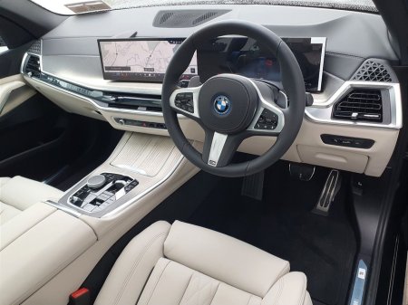 2026 BMW X5 - thumbnail 6