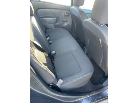 2017 Dacia Sandero 1.0 75 ALTERNATIVE €6,950 thumbnail