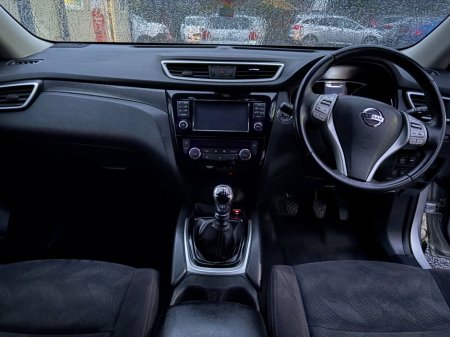 2016 Nissan X-Trail 1.6d SV 4X4 7 Seats Design Pack €11,995 thumbnail