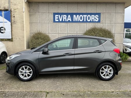 2018 Ford Fiesta - thumbnail 6