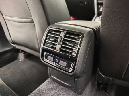 2018 Volkswagen Passat - thumbnail 6