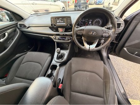 2017 Hyundai i30 - view 4