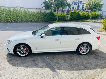 2017 Audi S4  €36,950
