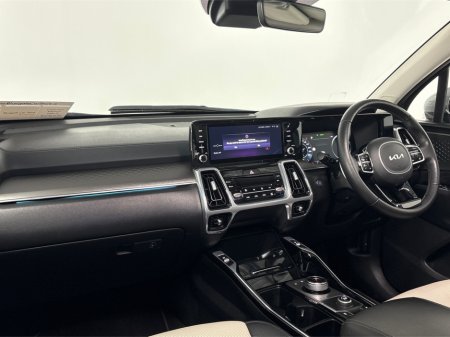 2023 Kia Sorento - thumbnail 32