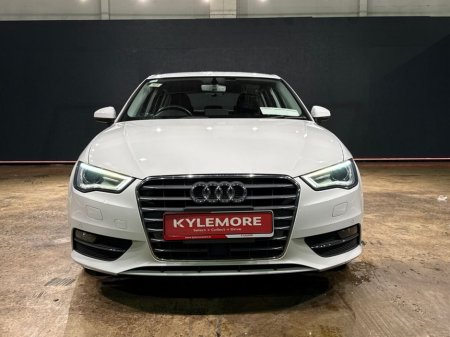 2016 Audi A3 1.4 TFSI - ALLOY WHEELS - MULTI FUNCTION STEERING WHEEL - CRUISE CONTROL - REVERSE CAMERA €14,950 thumbnail