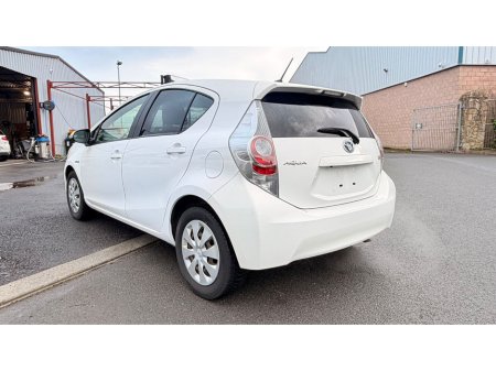 2012 Toyota Aqua  €8,000 thumbnail