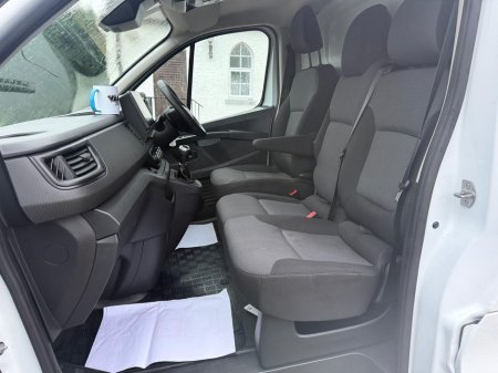 2023 Renault Trafic SL28 SporBUSINESS PLUS DCI €22,995 thumbnail