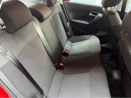 2013 Volkswagen Polo - thumbnail 10