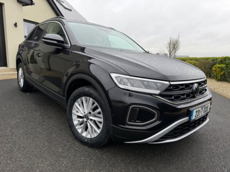 2023 Volkswagen T-Roc - thumbnail 5