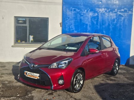 2017 Toyota Yaris 1.0 VVT-i 3Dr Luna €10,750
