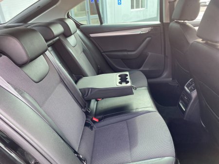 2019 Skoda Octavia - thumbnail 11