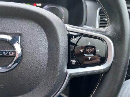 2019 Volvo XC90 - thumbnail 11