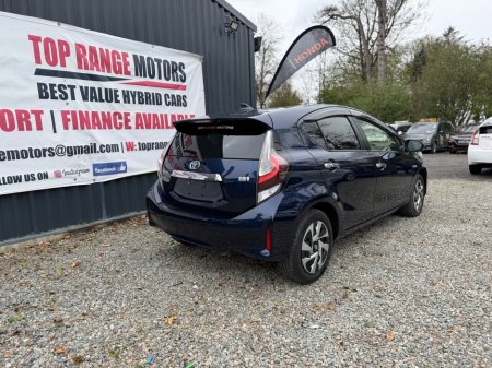 2019 Toyota Aqua - thumbnail 6