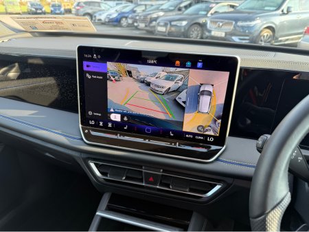 2025 Volkswagen Tiguan - thumbnail 5