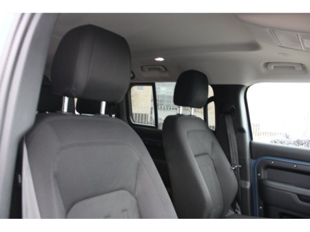 2020 Land Rover Defender - thumbnail 13