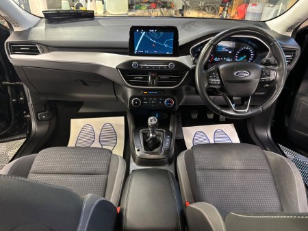 2019 Ford Focus - thumbnail 13