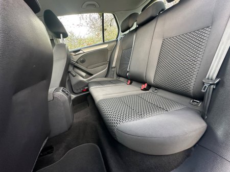 2011 Volkswagen Golf - thumbnail 10