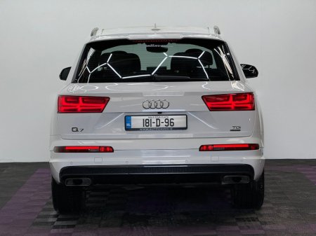 2018 Audi Q7 - thumbnail 5