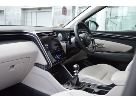 2024 Hyundai Tucson 2WD Executive Plus €39,995 thumbnail