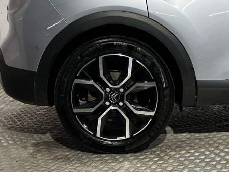 2023 Citroen E-C4 Feel 50kWh 136 - Reversing Camera - Sat Nave - Climate Control - Heated Seats - Cruise Control - Apple CarPlay/Android Auto €19,950 thumbnail