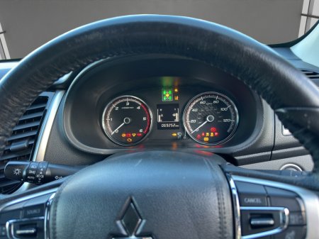 2019 Mitsubishi L200 