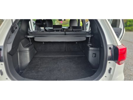 2019 Mitsubishi Outlander - thumbnail 27