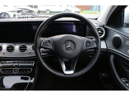 2016 Mercedes-Benz E Class E220D AUTO €19,995 thumbnail