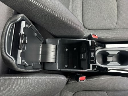 2023 Toyota Corolla - thumbnail 16