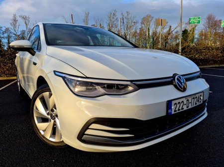 2022 Volkswagen Golf 1.5 TSI 130HP Style €24,999