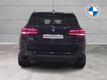 2022 BMW X5 xDrive45e M Sport €65,950 thumbnail
