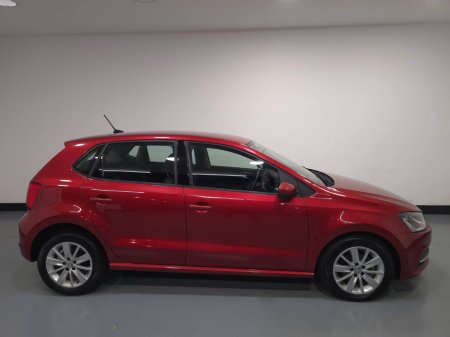 2015 Volkswagen Polo  €10,950 thumbnail