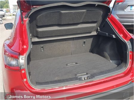 2019 Nissan Qashqai 1.2 PET SV PREMIUM // €18,950 thumbnail