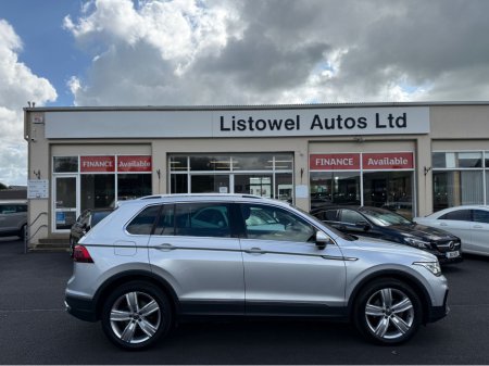 2023 Volkswagen Tiguan ELEGANCE 2.0 TDI 150BHP * VIRTUAL COCKPIT, REAR VIEW CAMERA, FRONT & REAR SENSORS, ADAPTIVE CRUISE CONTROL, SUNROOF, 3 STAGE HEATED SEASTS, PARK ASSIST, SATELLITE NAVIGATION, APPLE CARPLAY* €40,950