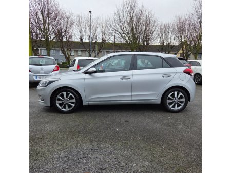 2016 Hyundai i20 1.2 Deluxe €12,950 thumbnail