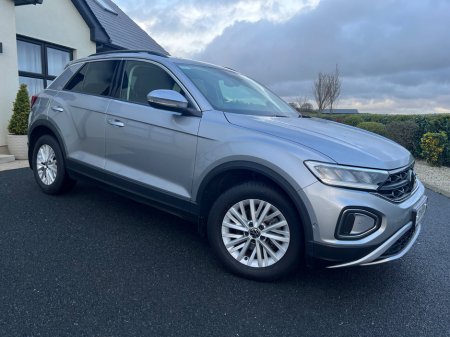 2023 Volkswagen T-Roc 2.0 TDI 116HP Life €28,950 thumbnail