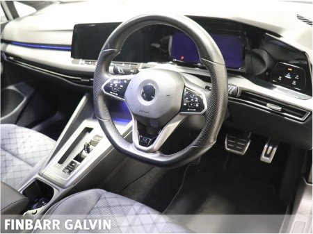 2022 Volkswagen Golf 2.0 TDI 150HP R-Line €32,950 thumbnail