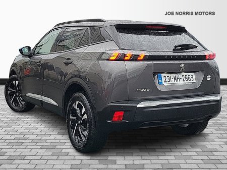 2023 Peugeot 2008 ALLURE 1.2 100 6.4 4DR €24,995 thumbnail