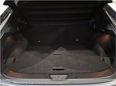 2022 Nissan Qashqai 1.3 PET MILD HYBRID SV PREMIUM €26,995 thumbnail