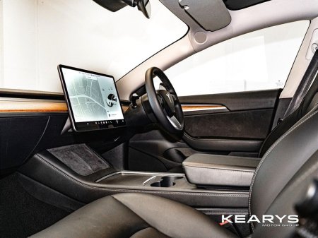 2021 Tesla Model 3 RWD €23,890 thumbnail