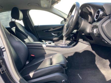 2016 Mercedes-Benz C Class - thumbnail 25