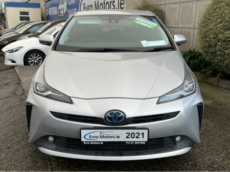 2021 Toyota Prius S 4WD AUTOMATIC HYBRID 1.8 PETROL //KEYLESS ENTRY//REVERSE CAMERA//ADAPTIVE CRUISE CONTROL// €19,950 thumbnail
