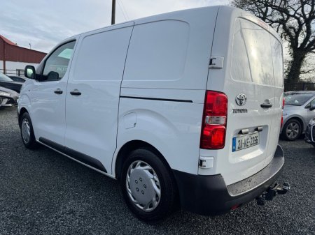 2021 Toyota Proace  €14,850 thumbnail