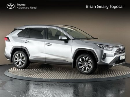 2025 Toyota Rav4 HYBRID SOL